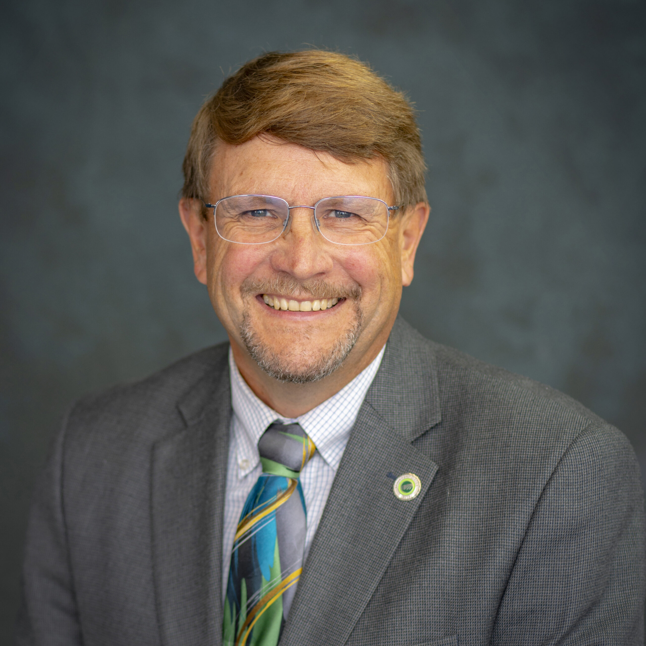 photo of Dale Farrier